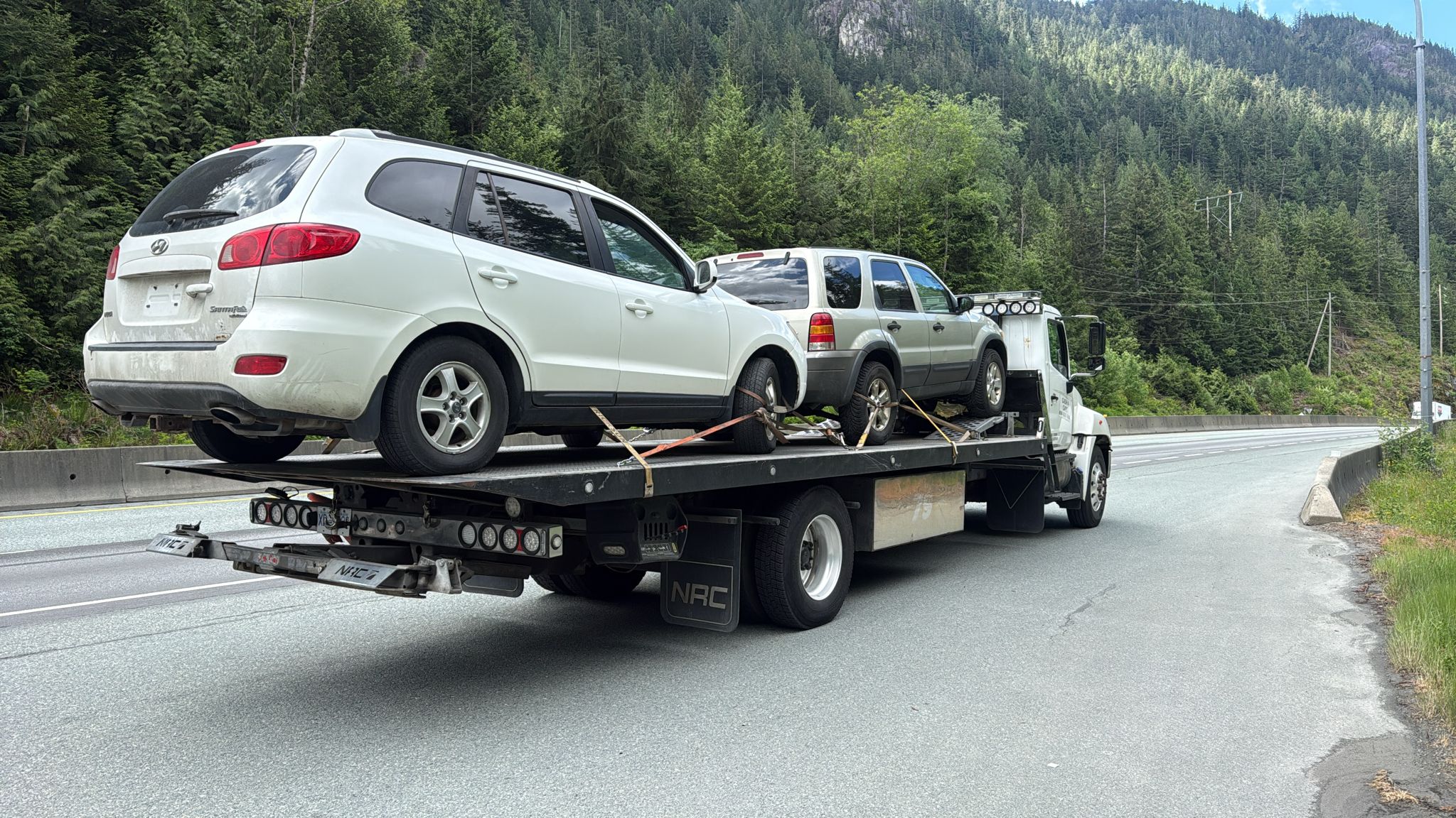 Cash for cars and vehicle pickup service in Richmond BC